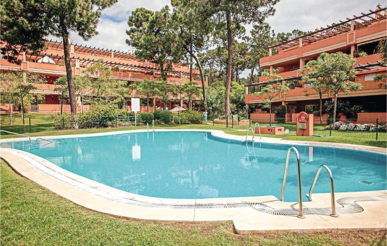 Stunning Apartment In Marbella W/ Outdoor Swimming Pool, Wifi And 2 Bedrooms Exterior photo